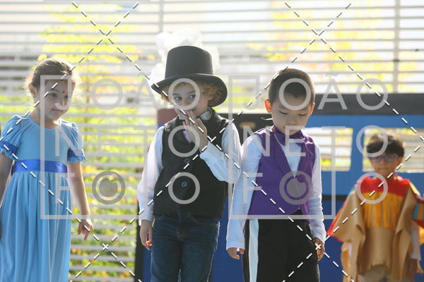 Buy your photos of the eventTots & Teens June 2019 Presentation on Fotop