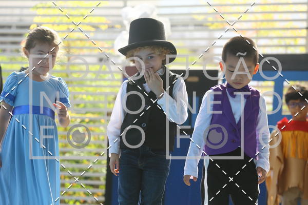 Buy your photos of the eventTots & Teens June 2019 Presentation on Fotop