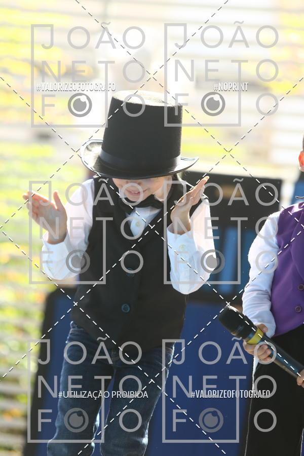 Buy your photos of the eventTots & Teens June 2019 Presentation on Fotop