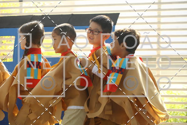 Buy your photos of the eventTots & Teens June 2019 Presentation on Fotop