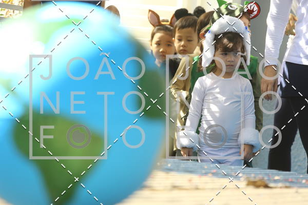 Buy your photos of the eventTots & Teens June 2019 Presentation on Fotop