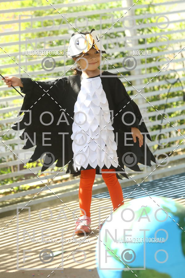Buy your photos of the eventTots & Teens June 2019 Presentation on Fotop