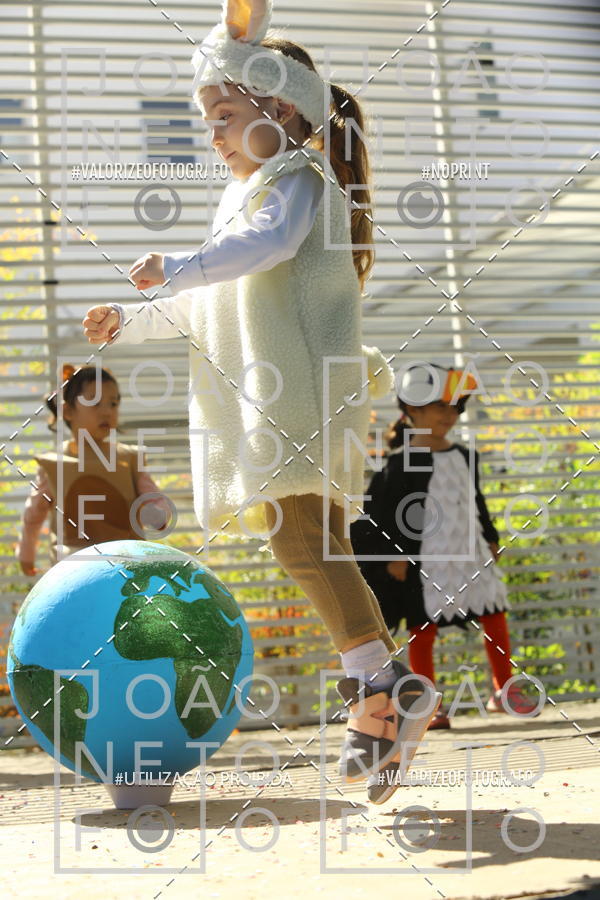 Buy your photos of the eventTots & Teens June 2019 Presentation on Fotop