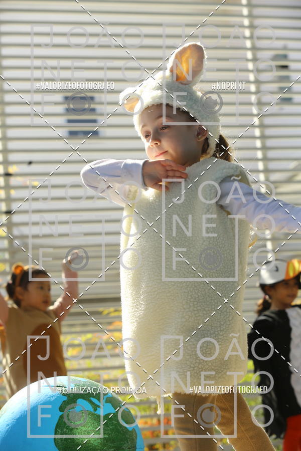 Buy your photos of the eventTots & Teens June 2019 Presentation on Fotop