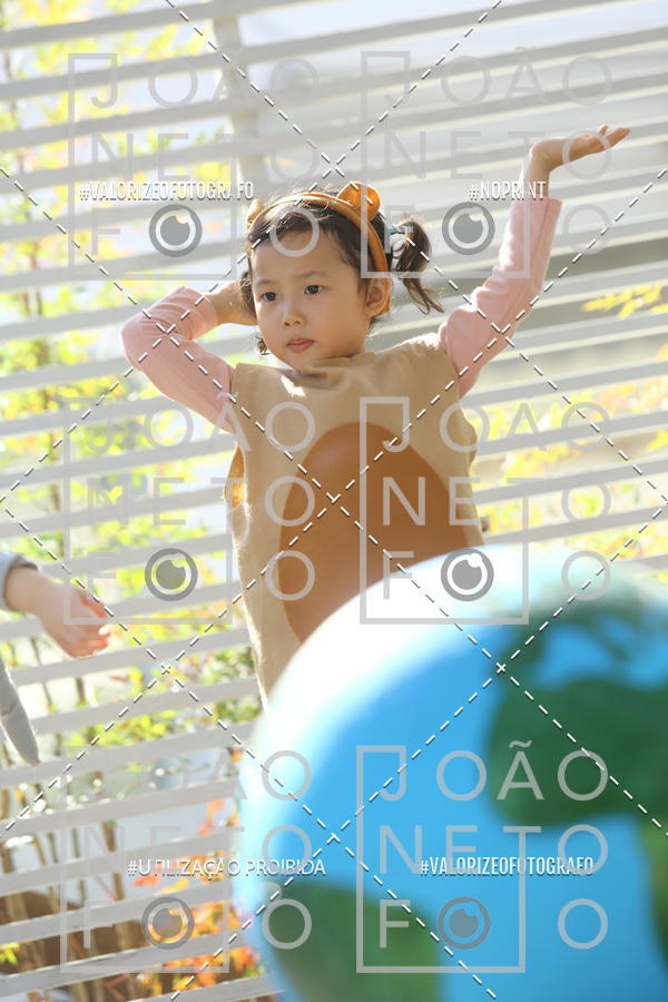 Buy your photos of the eventTots & Teens June 2019 Presentation on Fotop