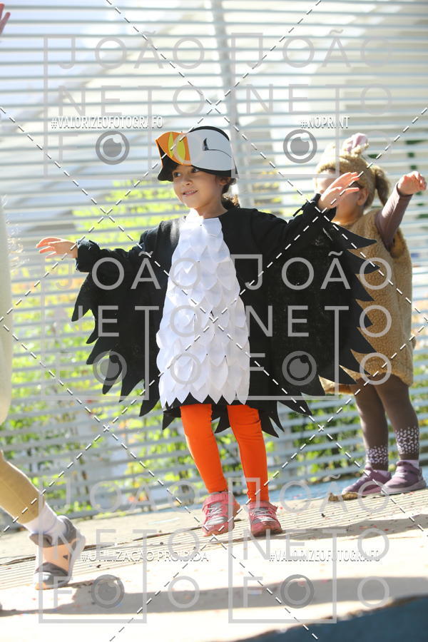 Buy your photos of the eventTots & Teens June 2019 Presentation on Fotop