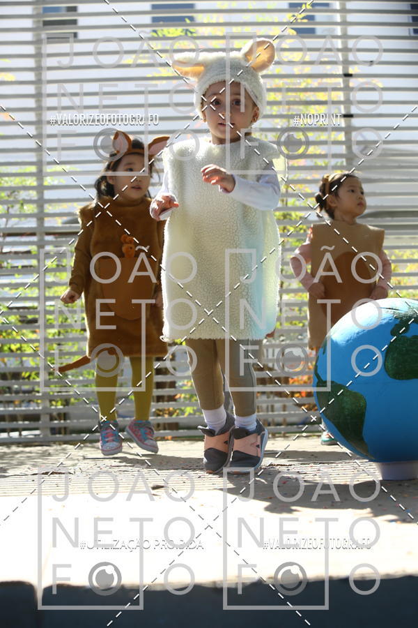 Buy your photos of the eventTots & Teens June 2019 Presentation on Fotop