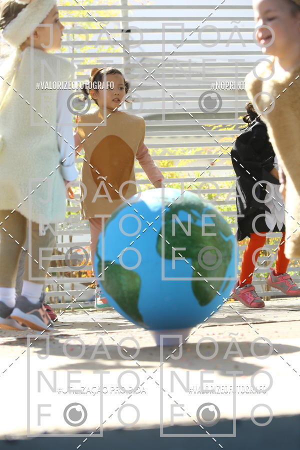 Buy your photos of the eventTots & Teens June 2019 Presentation on Fotop