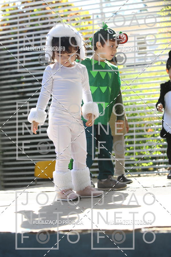 Buy your photos of the eventTots & Teens June 2019 Presentation on Fotop
