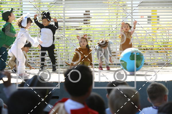 Buy your photos of the eventTots & Teens June 2019 Presentation on Fotop