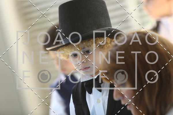 Buy your photos of the eventTots & Teens June 2019 Presentation on Fotop