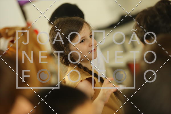 Buy your photos of the eventTots & Teens June 2019 Presentation on Fotop