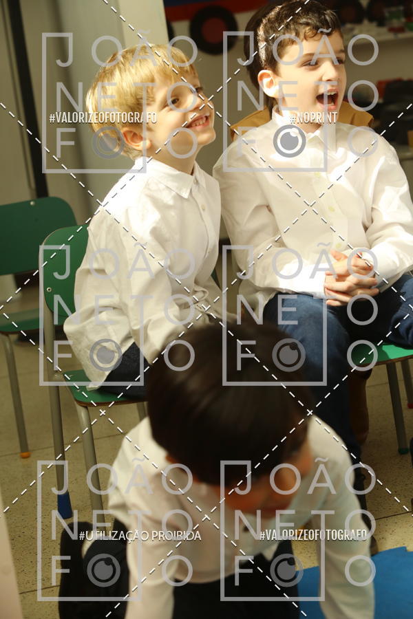Buy your photos of the eventTots & Teens June 2019 Presentation on Fotop