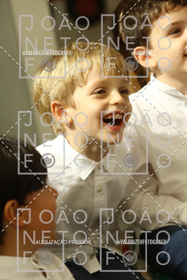 Buy your photos of the eventTots & Teens June 2019 Presentation on Fotop