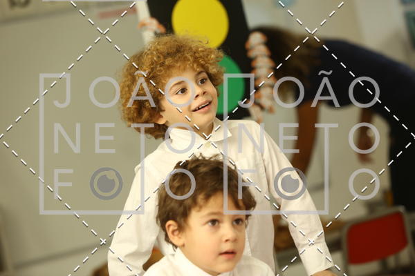 Buy your photos of the eventTots & Teens June 2019 Presentation on Fotop