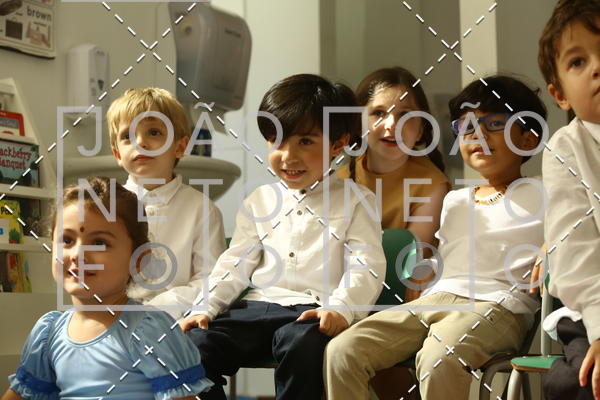 Buy your photos of the eventTots & Teens June 2019 Presentation on Fotop