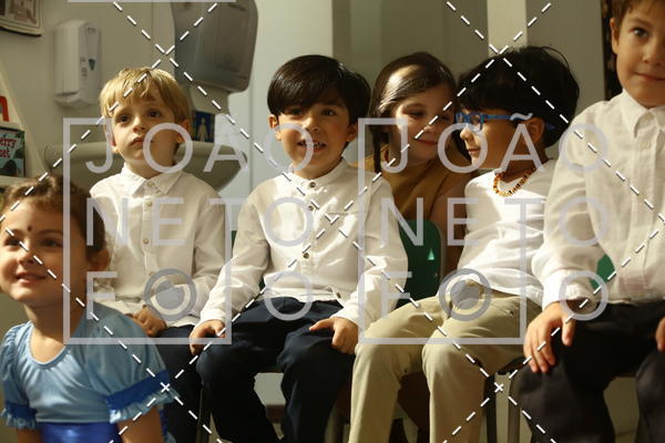 Buy your photos of the eventTots & Teens June 2019 Presentation on Fotop