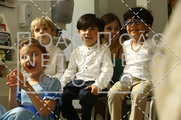 Buy your photos of the eventTots & Teens June 2019 Presentation on Fotop