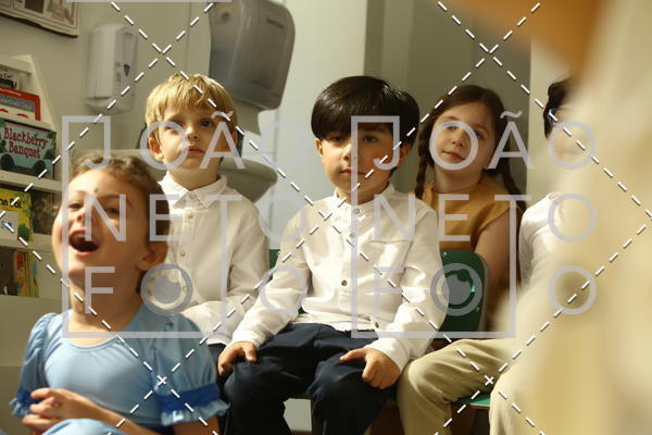 Buy your photos of the eventTots & Teens June 2019 Presentation on Fotop