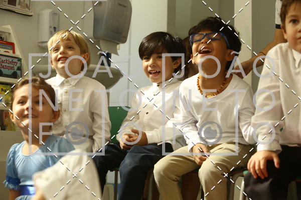 Buy your photos of the eventTots & Teens June 2019 Presentation on Fotop
