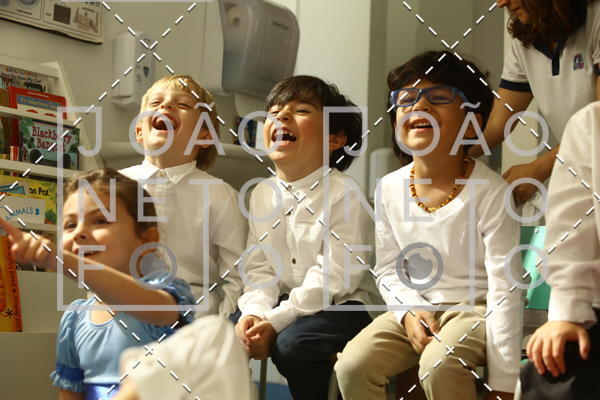 Buy your photos of the eventTots & Teens June 2019 Presentation on Fotop