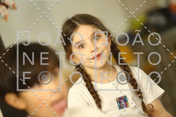 Buy your photos of the eventTots & Teens June 2019 Presentation on Fotop