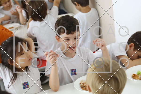 Achetez vos photos de l'vnementTots & Teens June 2019 Presentation sur Fotop