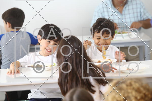 Achetez vos photos de l'vnementTots & Teens June 2019 Presentation sur Fotop
