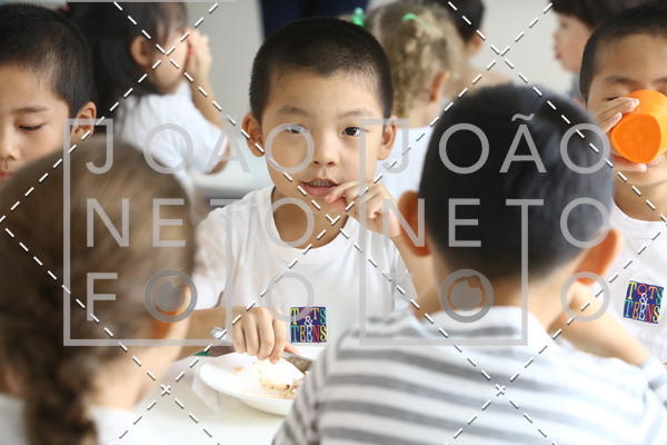 Achetez vos photos de l'vnementTots & Teens June 2019 Presentation sur Fotop