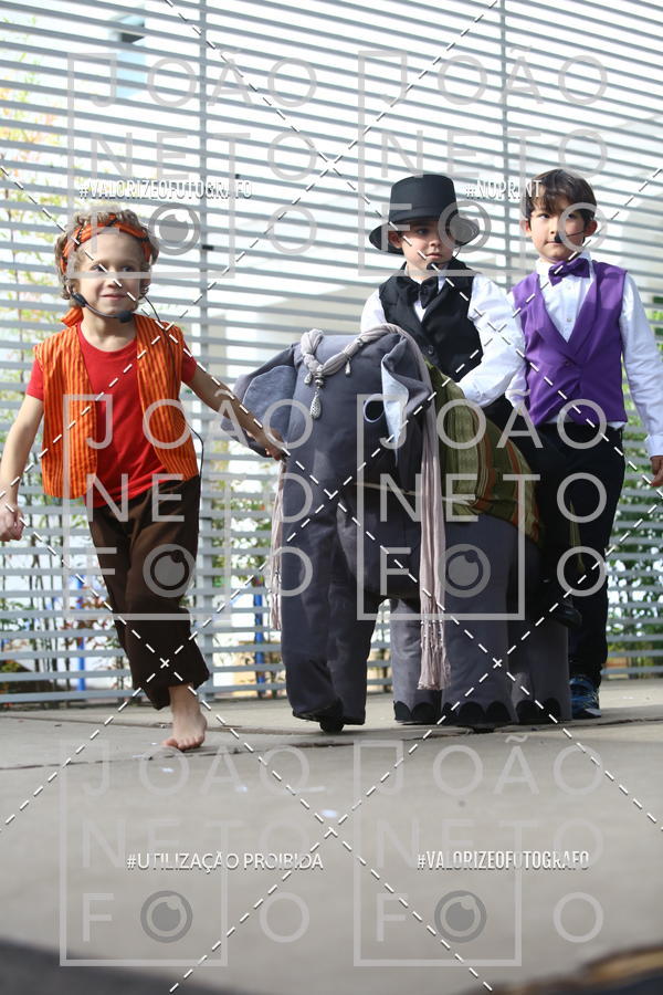 Achetez vos photos de l'vnementTots & Teens June 2019 Presentation sur Fotop