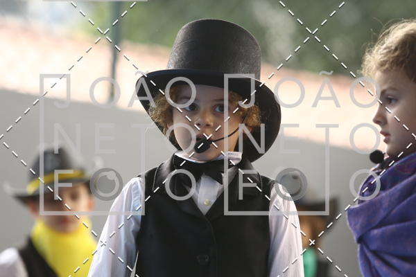 Buy your photos of the eventTots & Teens June 2019 Presentation on Fotop