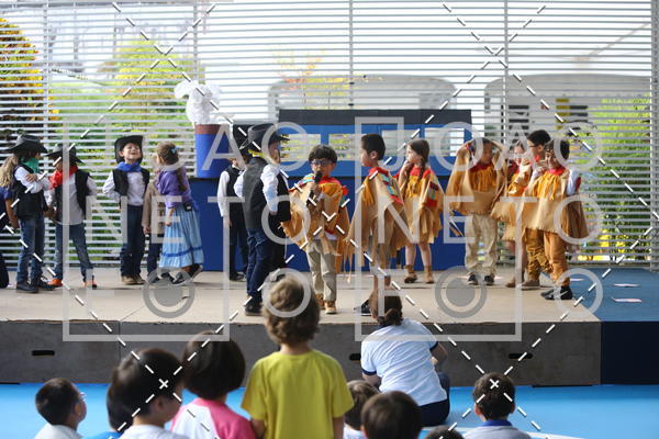 Achetez vos photos de l'vnementTots & Teens June 2019 Presentation sur Fotop