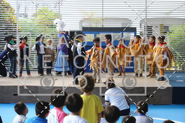 Achetez vos photos de l'vnementTots & Teens June 2019 Presentation sur Fotop