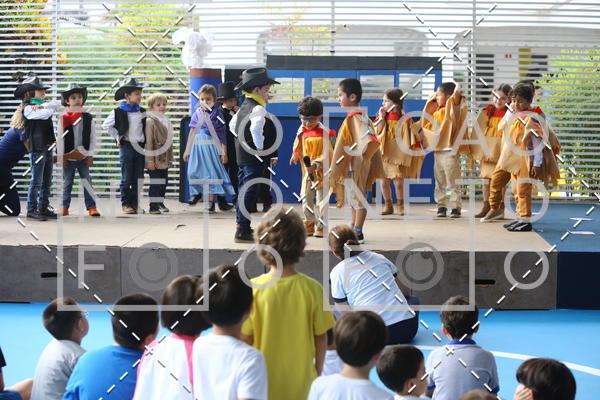 Achetez vos photos de l'vnementTots & Teens June 2019 Presentation sur Fotop