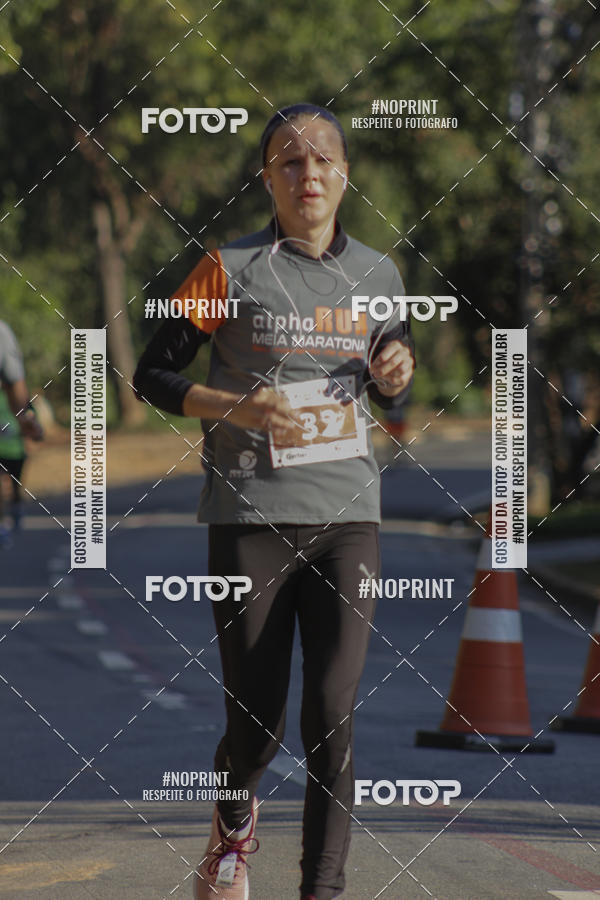 Buy your photos of the eventMEIA MARATONA 21K ALPHA RUN on Fotop
