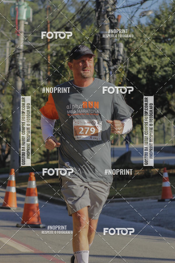 Buy your photos of the eventMEIA MARATONA 21K ALPHA RUN on Fotop