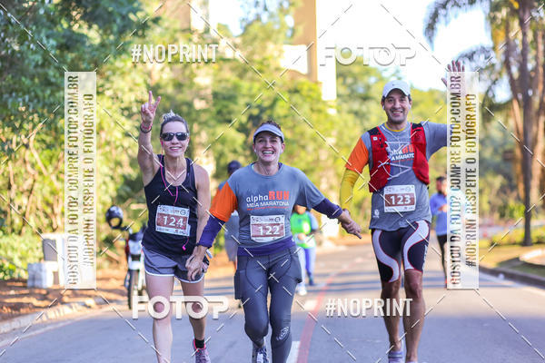 Buy your photos of the eventMEIA MARATONA 21K ALPHA RUN on Fotop