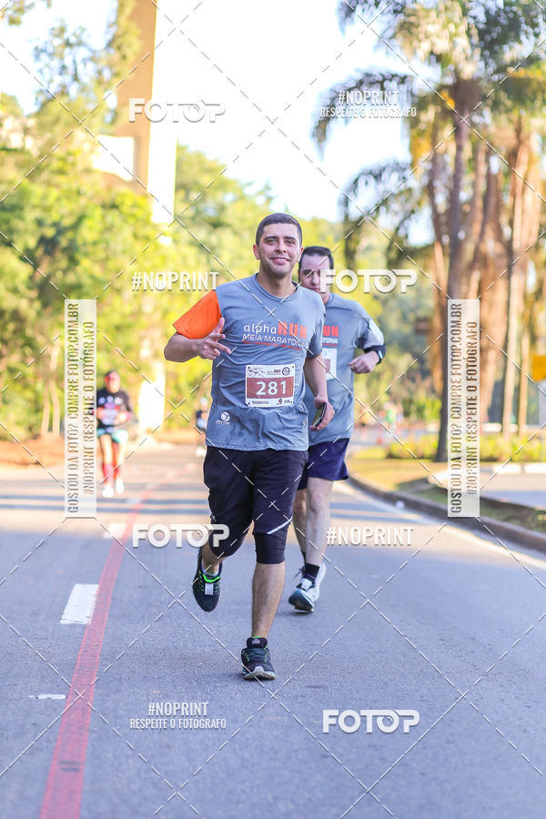 Buy your photos of the eventMEIA MARATONA 21K ALPHA RUN on Fotop