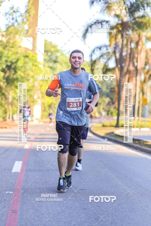 Buy your photos of the eventMEIA MARATONA 21K ALPHA RUN on Fotop