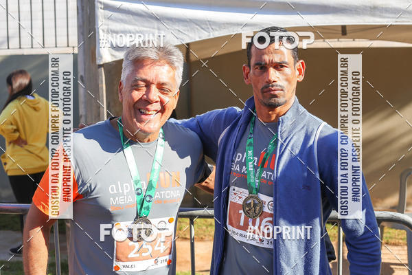 Buy your photos of the eventMEIA MARATONA 21K ALPHA RUN on Fotop