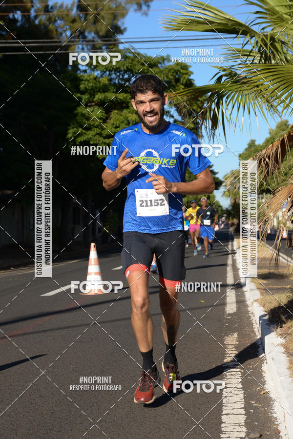Buy your photos of the eventMEIA MARATONA DE UBERABA on Fotop