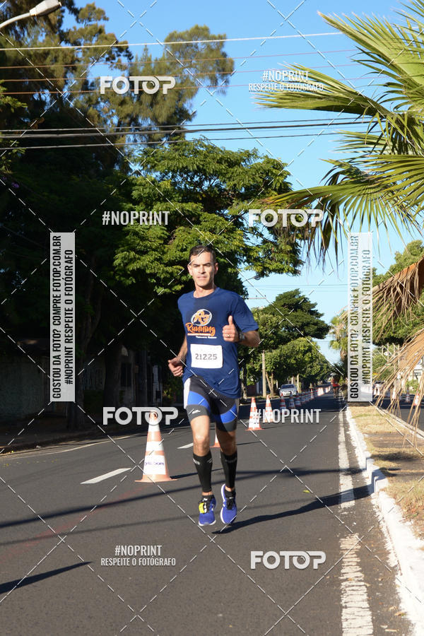 Buy your photos of the eventMEIA MARATONA DE UBERABA on Fotop