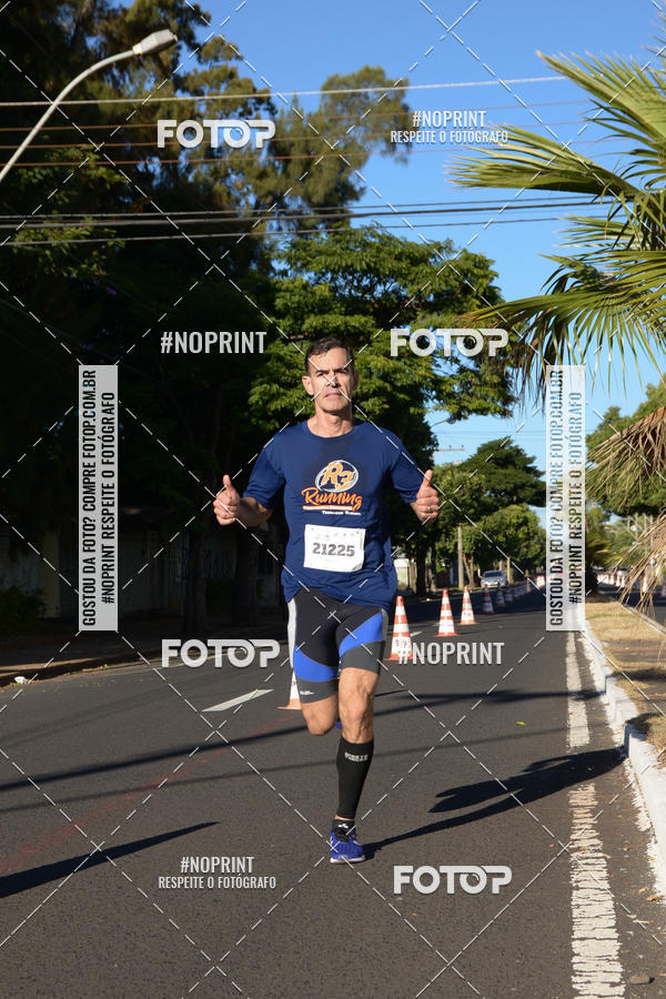 Buy your photos of the eventMEIA MARATONA DE UBERABA on Fotop