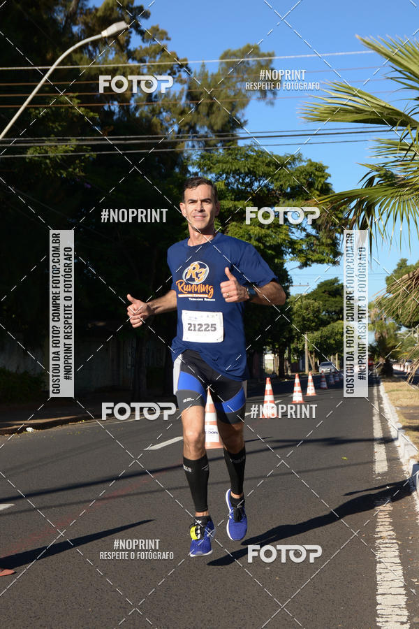 Buy your photos of the eventMEIA MARATONA DE UBERABA on Fotop