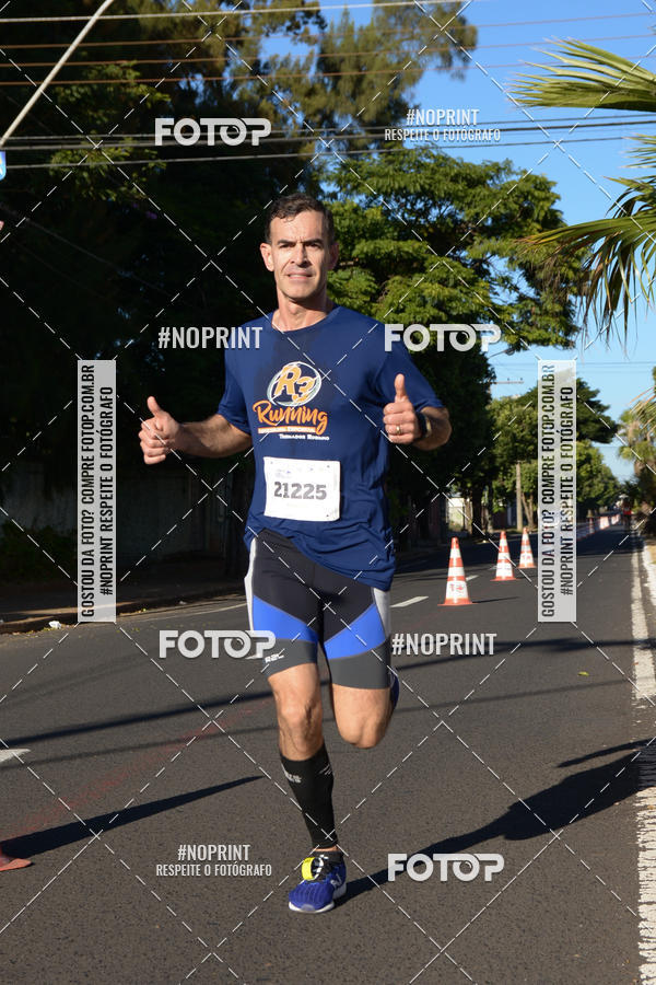 Buy your photos of the eventMEIA MARATONA DE UBERABA on Fotop