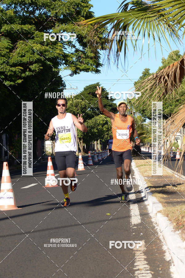 Buy your photos of the eventMEIA MARATONA DE UBERABA on Fotop