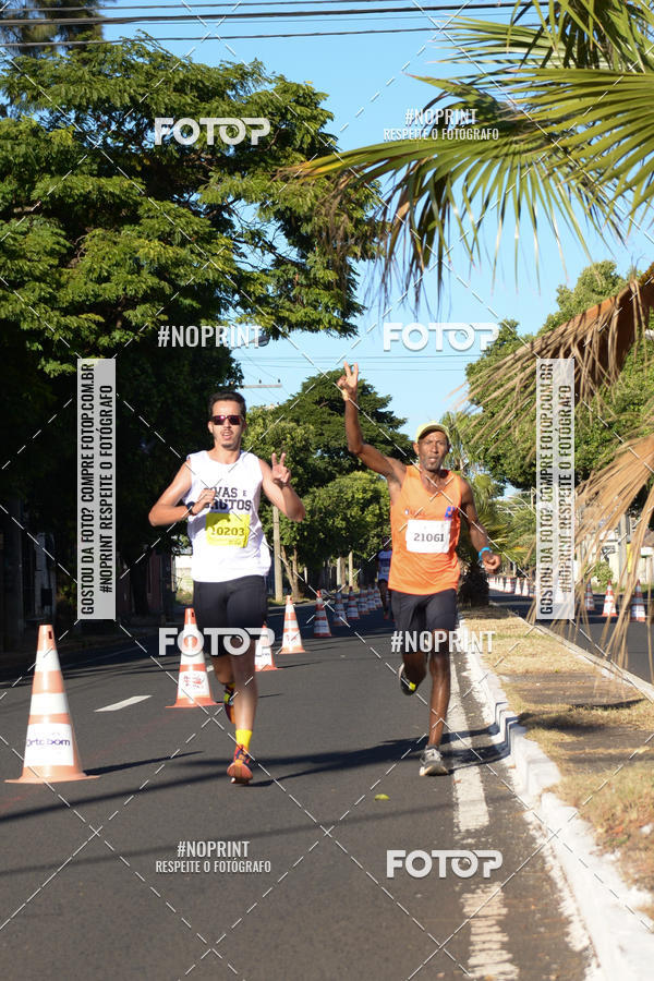 Buy your photos of the eventMEIA MARATONA DE UBERABA on Fotop