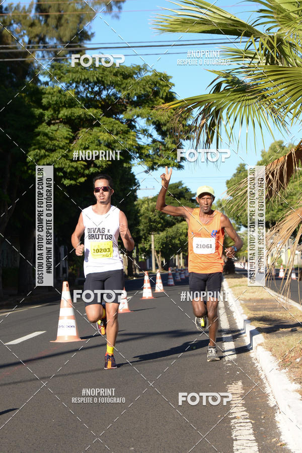 Buy your photos of the eventMEIA MARATONA DE UBERABA on Fotop