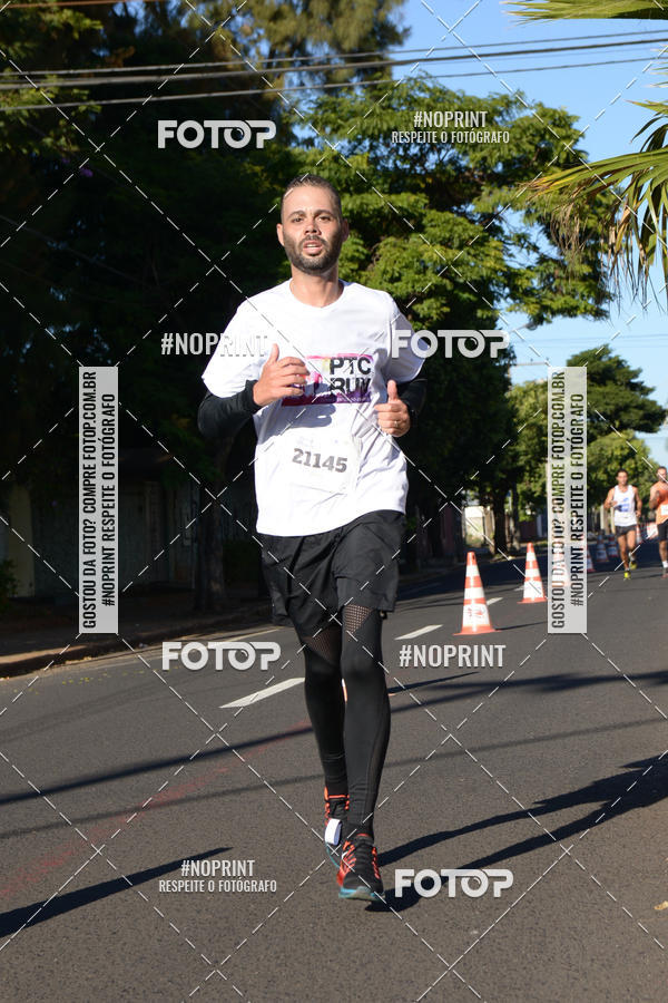 Buy your photos of the eventMEIA MARATONA DE UBERABA on Fotop