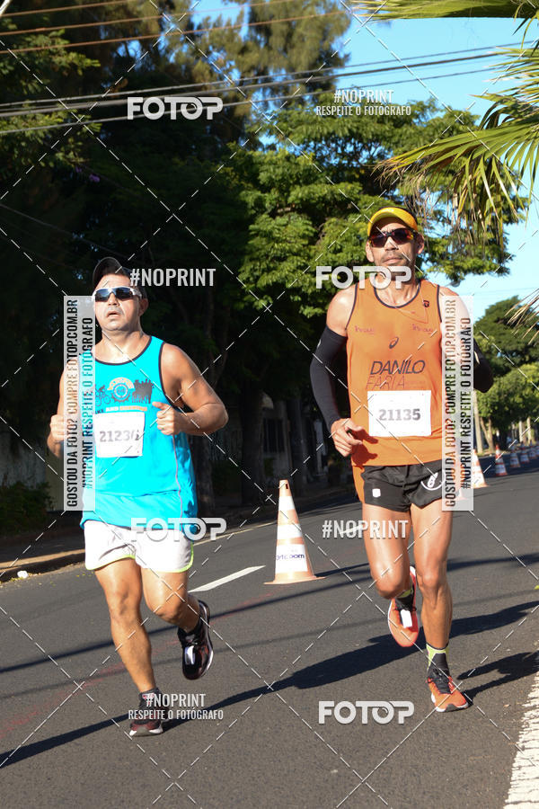 Buy your photos of the eventMEIA MARATONA DE UBERABA on Fotop